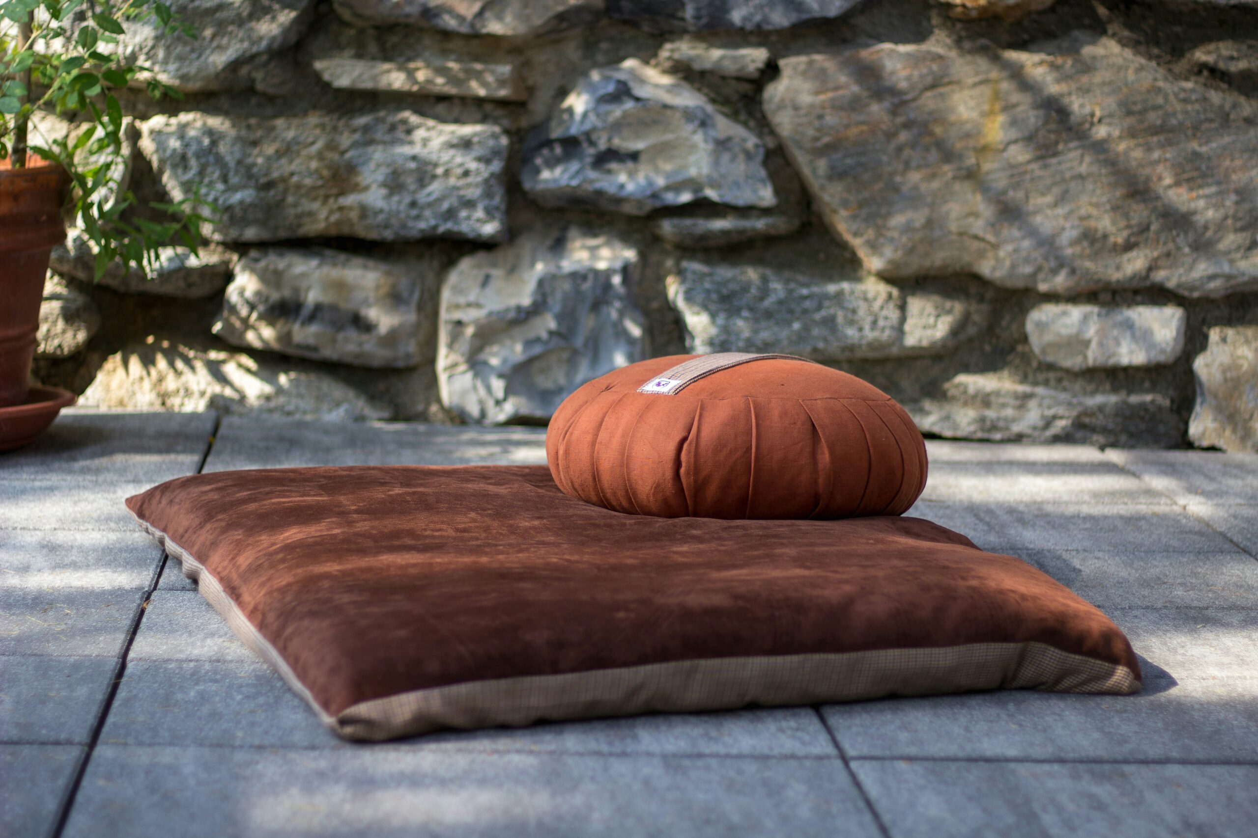 yoga bolster